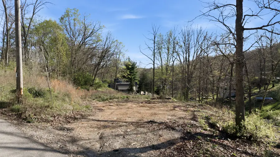 639 Castlewood Drive, Ballwin, MO 63021 - #3