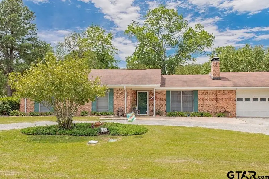 324 Texas Drive, Hideaway, TX 75771 - #2