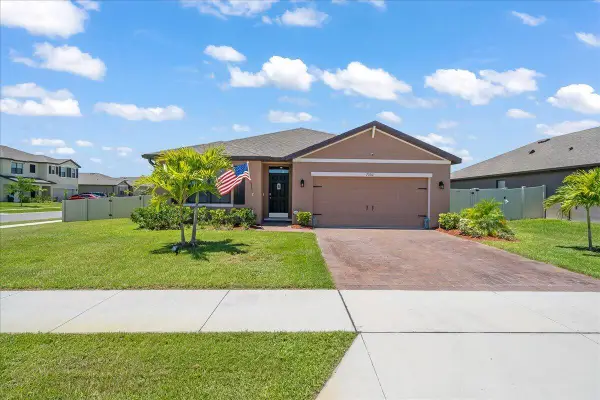 7202 Tigereye Way, Grant Valkaria, FL 32949