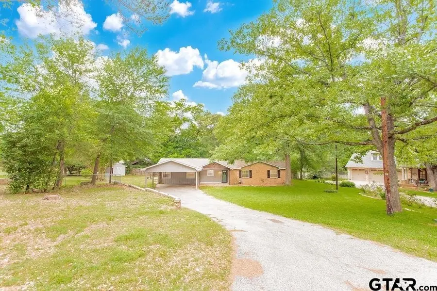 105 Grass Knoll Drive, Hideaway, TX 75771 - #2