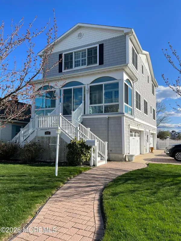 -210 Carter Avenue, Point Pleasant Beach, NJ 08742