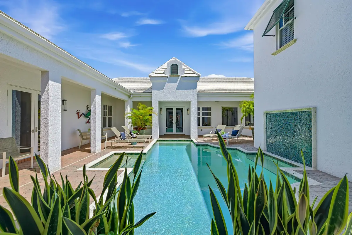 667 Binnacle Drive, Naples, FL 34103 - #1