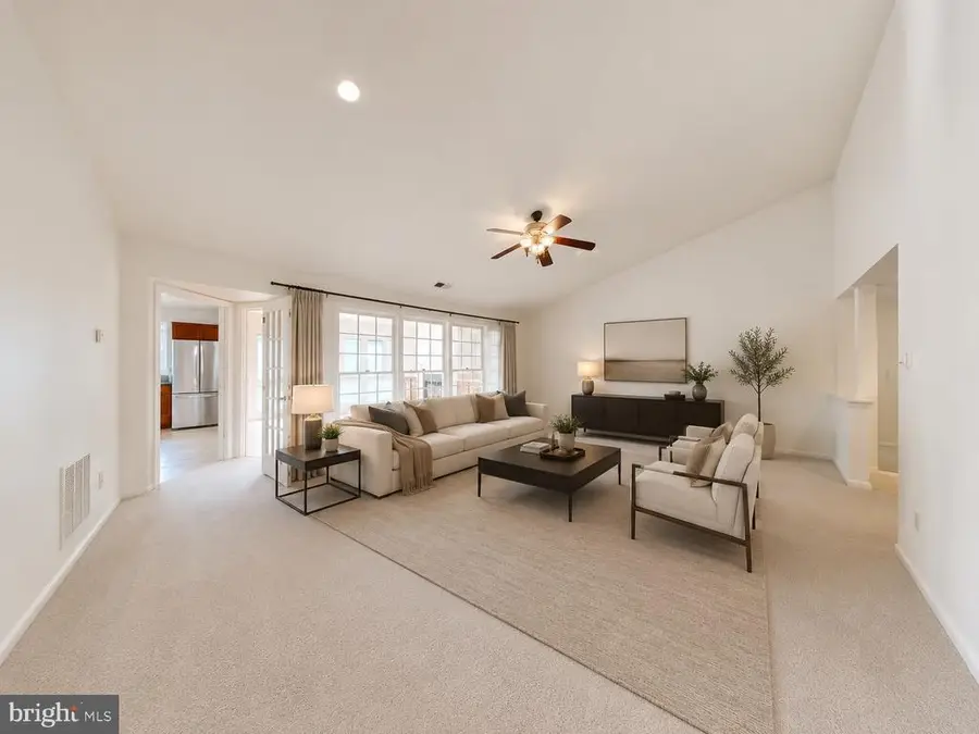 10701 Kings Riding Way , 302-14, Rockville, MD 20852 - #2