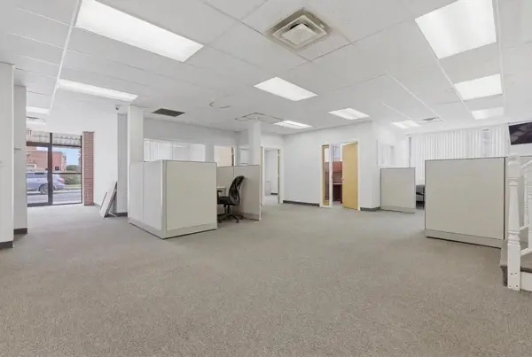 174 Green St, Melrose, MA 02176