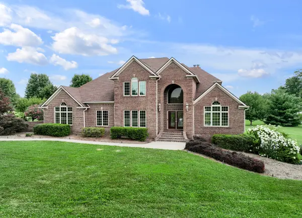 1004 Wil Rose Lane, Versailles, KY 40383