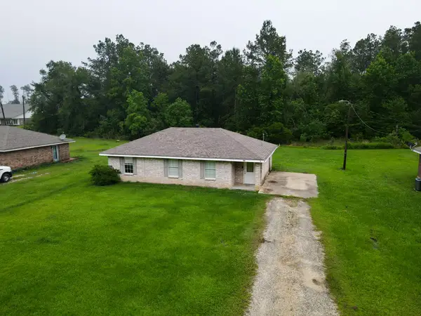 1112 Pinder Ln., Dequincy, LA 70633