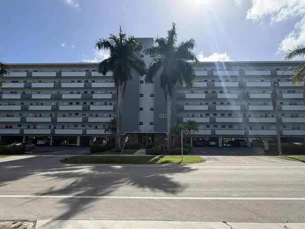 1000 NE 14 Avenue #304, Hallandale Beach, FL 33009