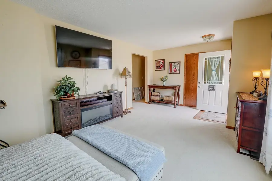 1115 E 7th Street, Pella, IA 50219 - #3