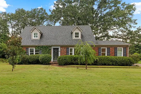 1721 Beckman Dr, Florence, AL 35630