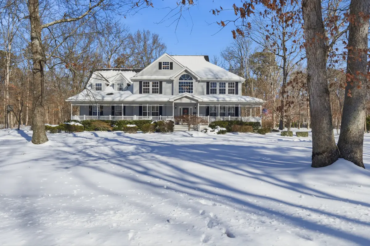 17 Amanda Lane, Howell, NJ 07731 - #1