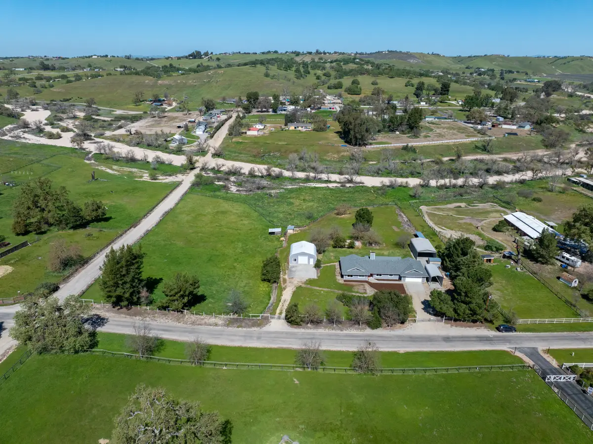 6446 Windmill, Paso Robles, CA 93446 - #1