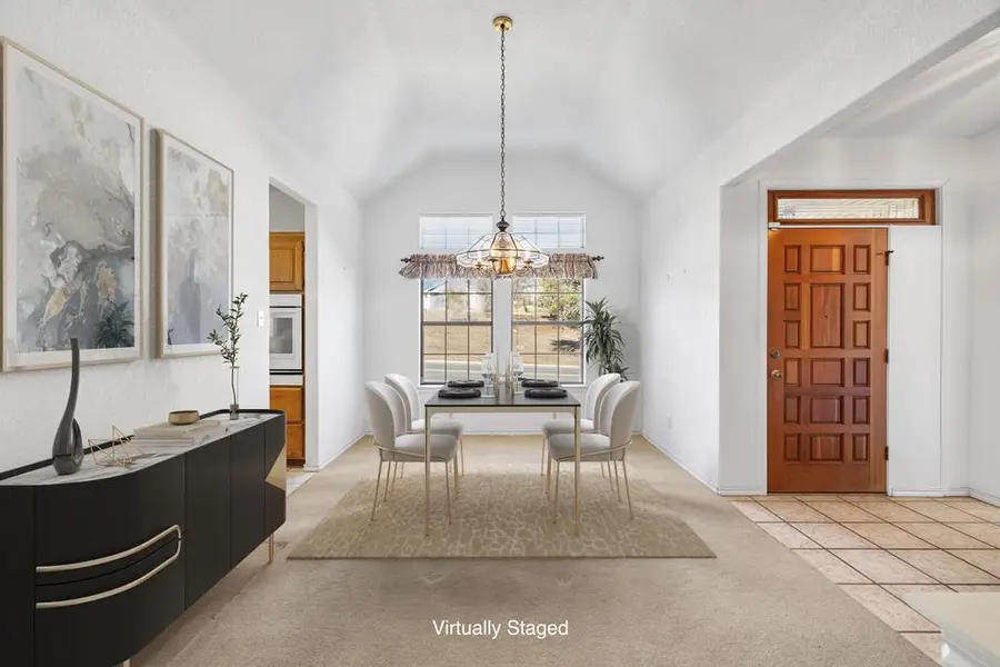 100 Braeburn Circle, Kerrville, TX 78028 - Image #3