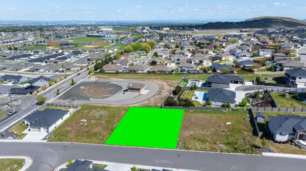 3721 S Nelson, Kennewick, WA 99338