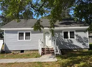 135 Whaley Street, Suffolk, VA 23438 - #1