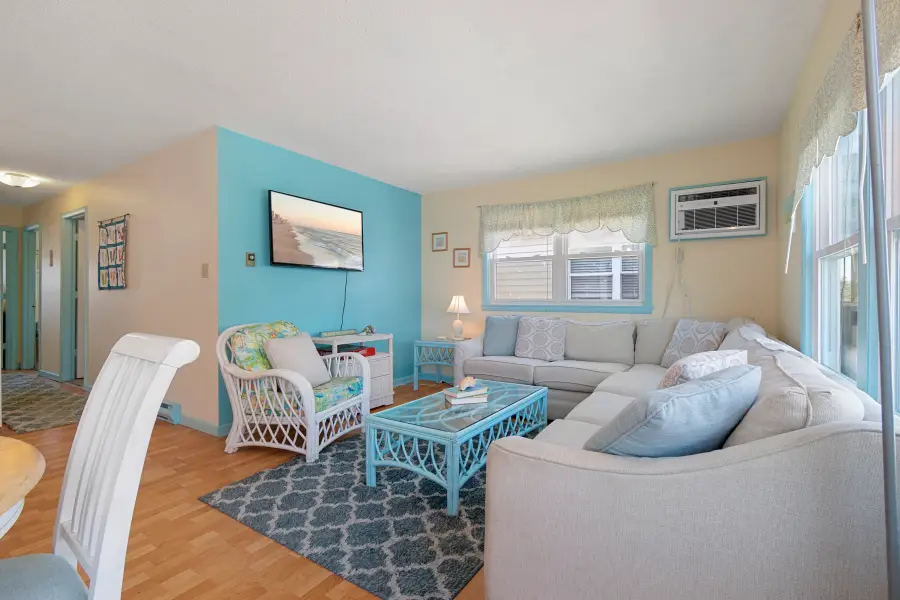 9 79th St #3w, Ocean City, MD 21842 - #2