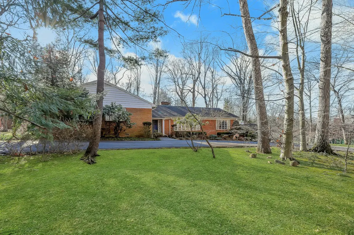 32 Litchfield Way, Alpine, NJ 07620 - Image #1