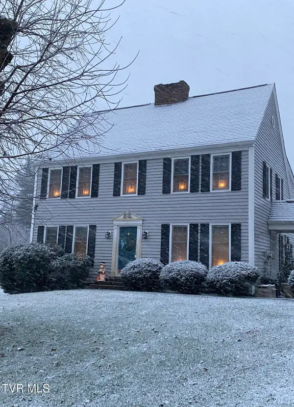 1325 West Wildwood Drive, Morristown, TN 37814