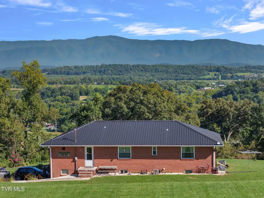 1482 Asheville Highway, Greeneville, TN 37743 - #2