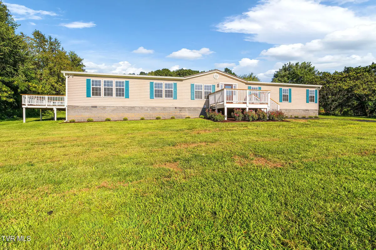 1557 Old Elizabethton Highway, Bluff City, TN 37618 - #1