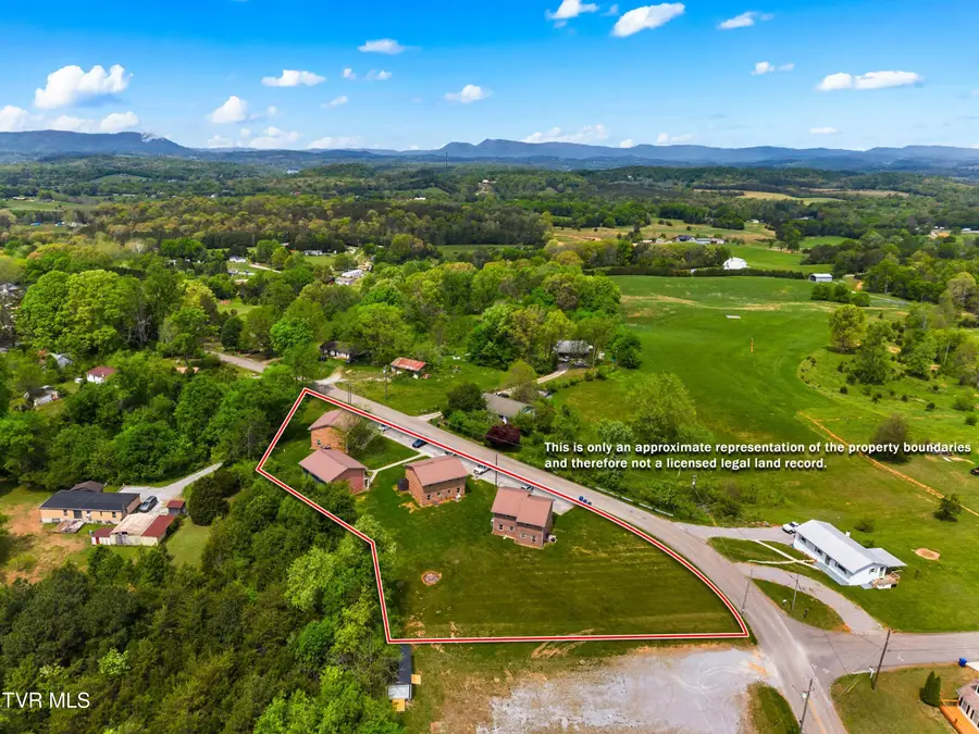 3229 Blue Springs Road, Strawberry Plains, TN 37871 - #2