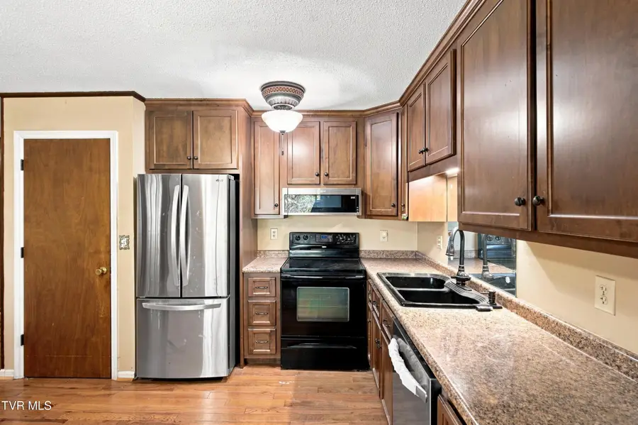 251 South Summer Sound Road, Piney Flats, TN 37686 - #3