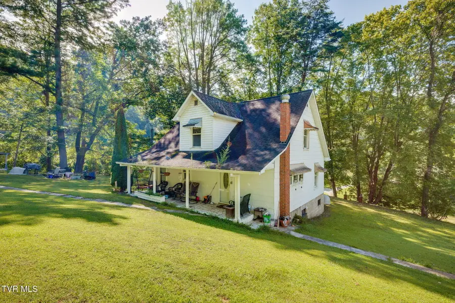 3808 Combs Ridge Road, Honaker, VA 24260 - #3