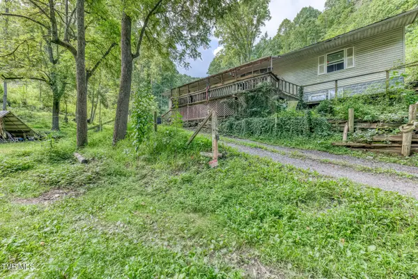 15202 Little Creek Road, Bristol, VA 24202
