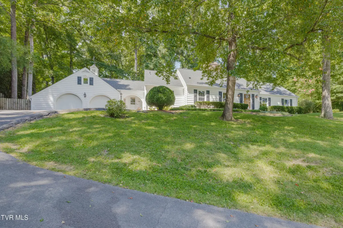 229 Forest Hills Drive, Bristol, TN 37620 - #1