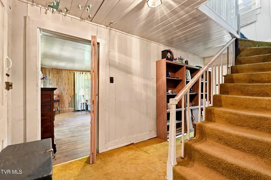 27301 Poor Valley Road, Saltville, VA 24370 - #2