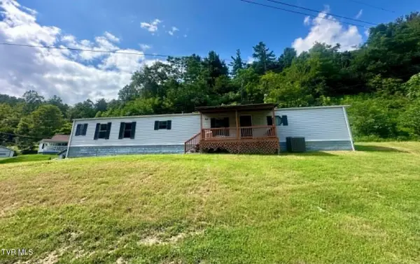 104 Kaylors Chapel Lane, Duffield, VA 24244