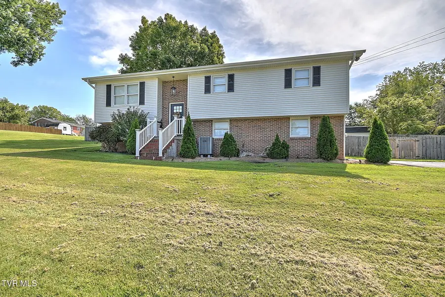 213 Paramount Drive, Bristol, TN 37620 - #2