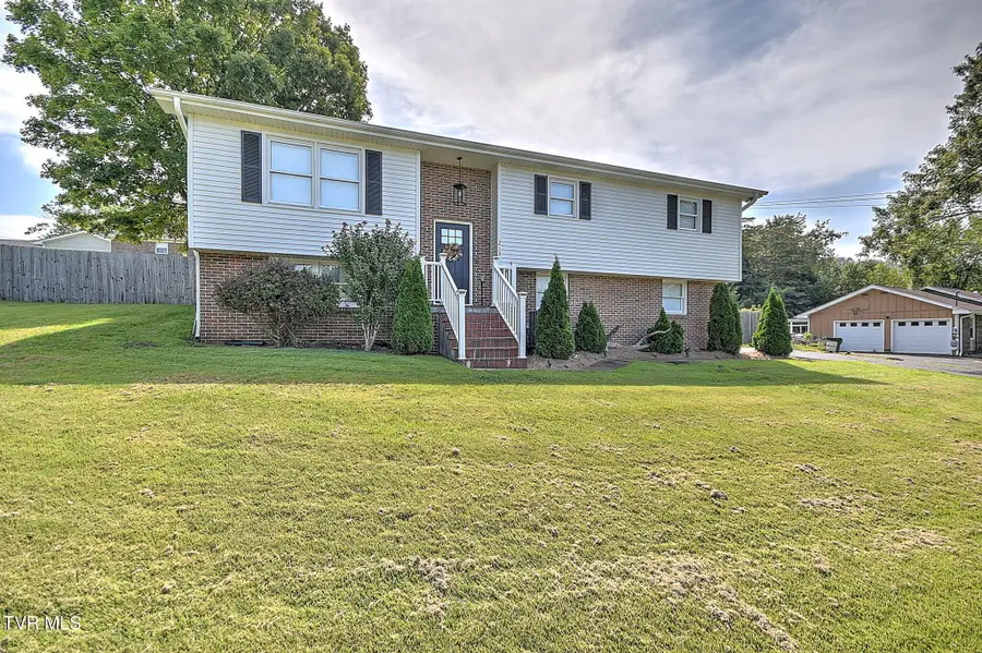 213 Paramount Drive, Bristol, TN 37620 - #3