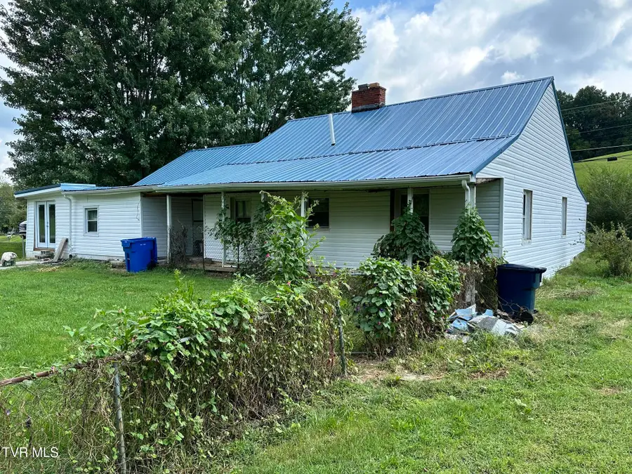 2164 Carolina Avenue, Bristol, TN 37620 - #3