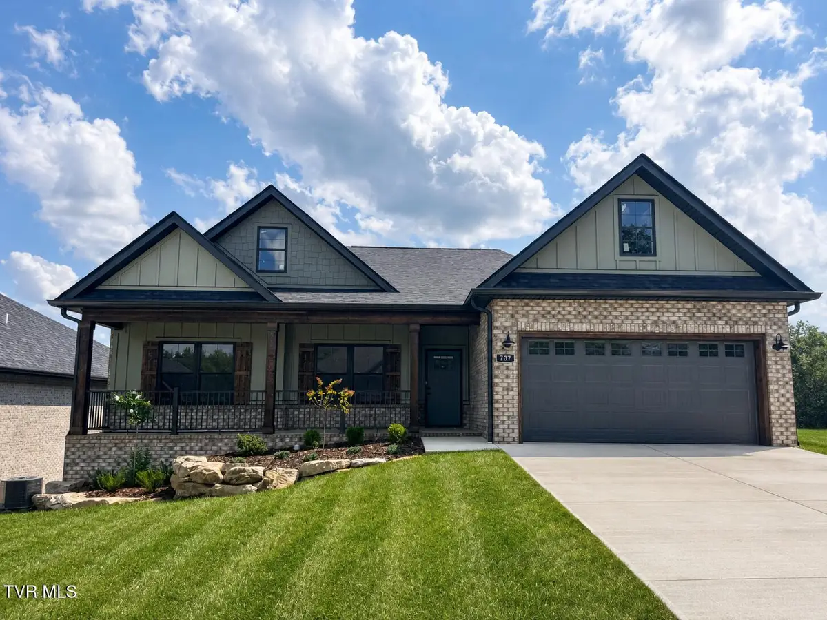 737 Hunts Terrace Drive, Kingsport, TN 37663 - #1