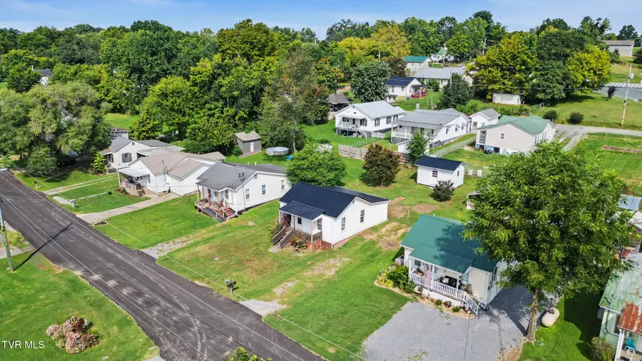 317 Biddle Street, Greeneville, TN 37745 - #2