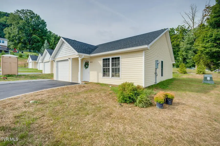 1036 West G Street #1036, Elizabethton, TN 37643 - #2