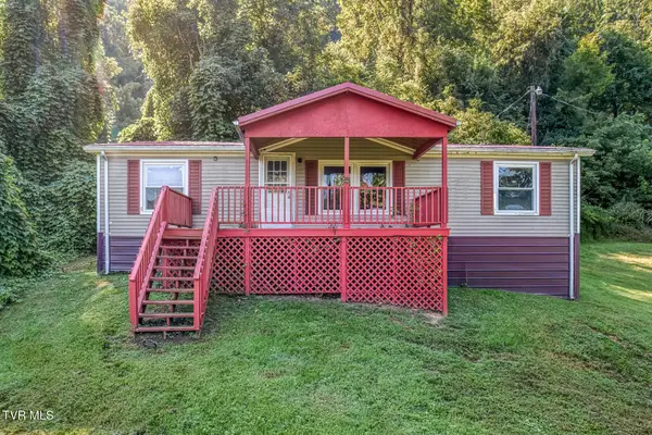 232 Robinson Avenue, Pennington Gap, VA 24277
