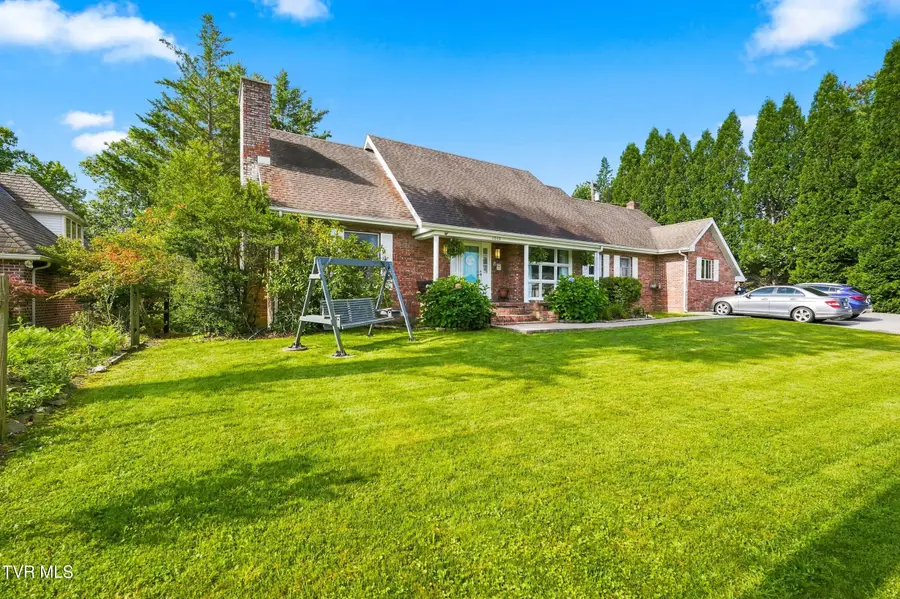 1043 Southeast Circle Drive, Wise, VA 24293 - #3