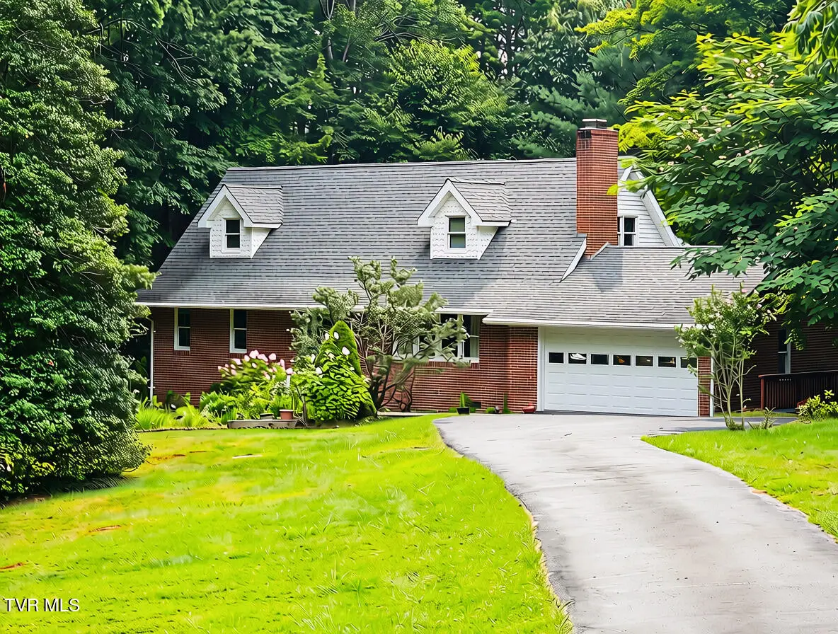 157 Southwest Straughan Drive, Wise, VA 24293 - #1