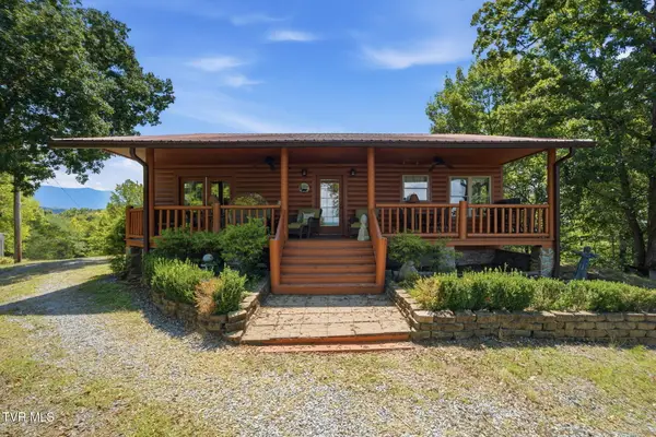 2607 Wildwood Road, Dandridge, TN 37725