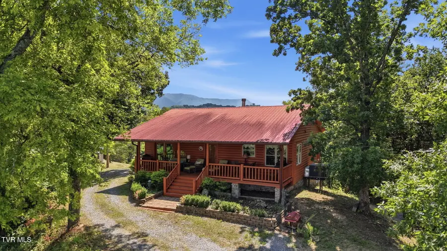 2607 Wildwood Road, Dandridge, TN 37725 - #2