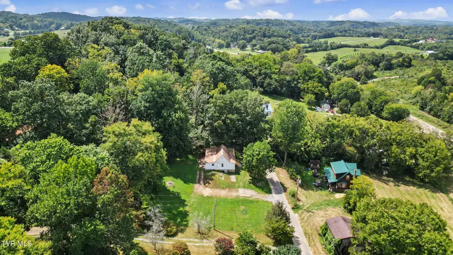 380 Mulberry Road, Greeneville, TN 37745 - #2