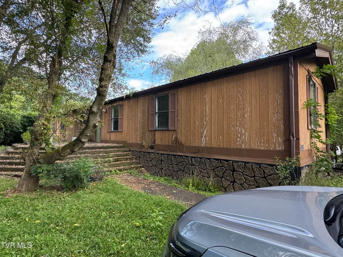 6525 Cherokee Road, Wise, VA 24293 - #1