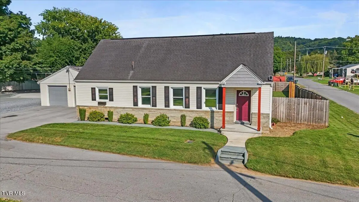 700 Willow Street, Elizabethton, TN 37643 - #1