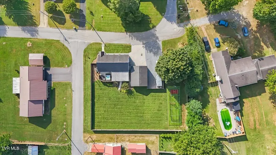 700 Willow Street, Elizabethton, TN 37643 - #2