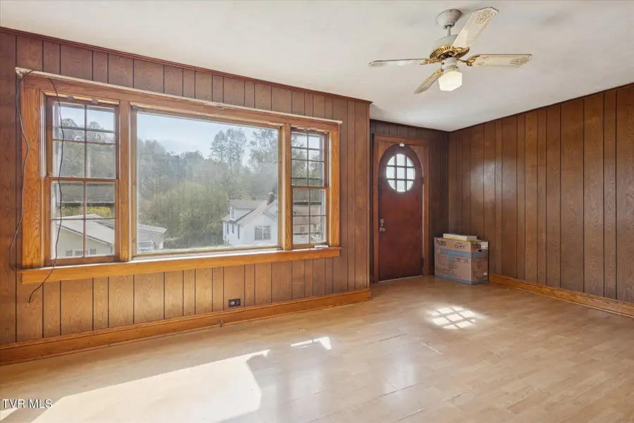 279 Chapel Street, Weber City, VA 24290 - #2