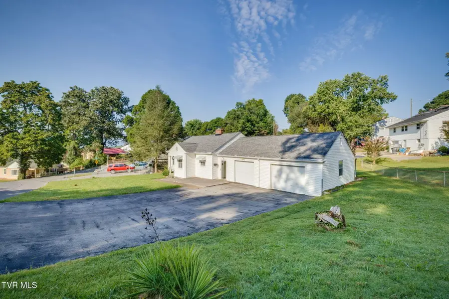 1305 Frank Street, Kingsport, TN 37665 - #3