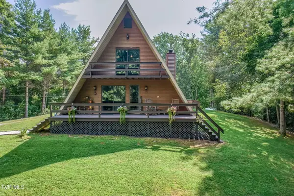 1023 Fox Hollow Road, Mountain City, TN 37683
