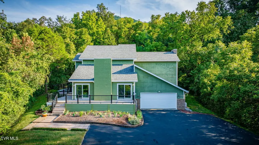1805 Burgh Heath Drive, Kingsport, TN 37660 - #2