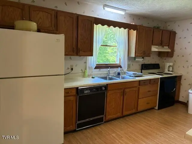 6602 Caney Ridge Road, Coeburn, VA 24230 - #2